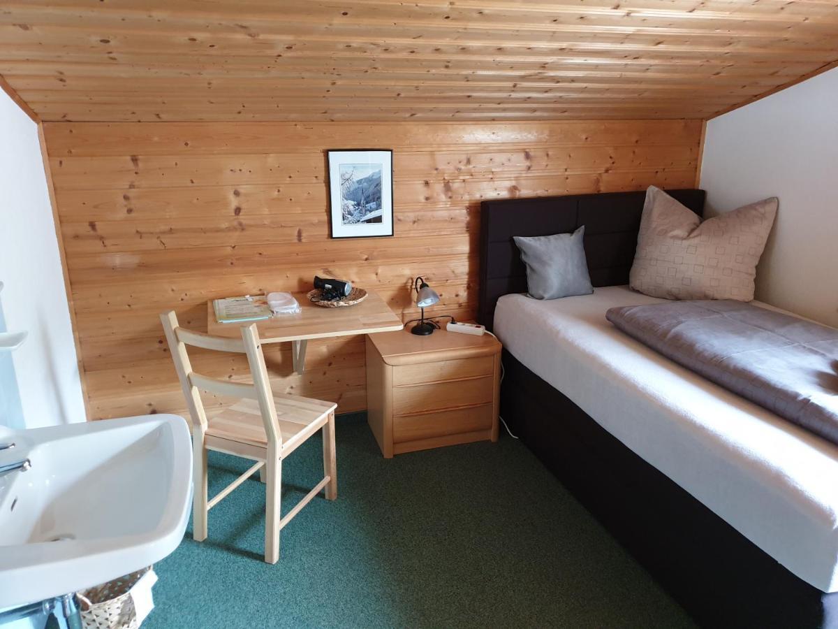Alpenrose Sankt Sigmund im Sellrain