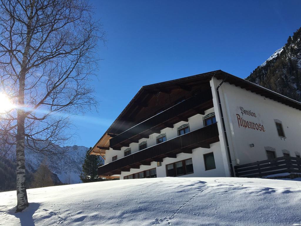 Alpenrose Sankt Sigmund im Sellrain